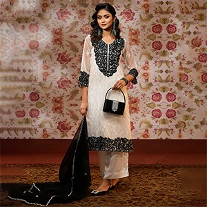 NOOR | Stitched 3 Pc | Code No. MSK-19